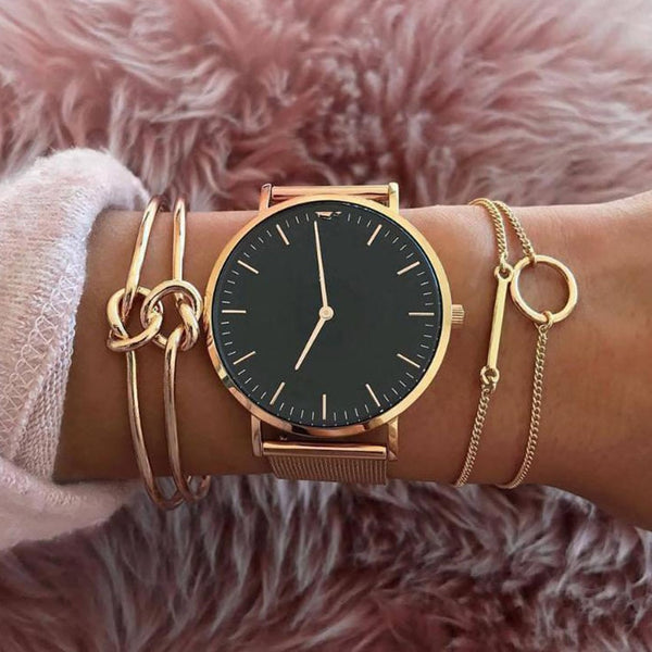 Gold Circle Bar Bracelet